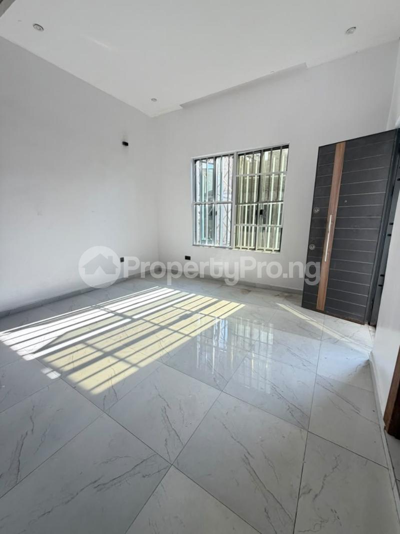1 bedroom Flat / Apartment for rent Estate Chevron Lekki Lagos