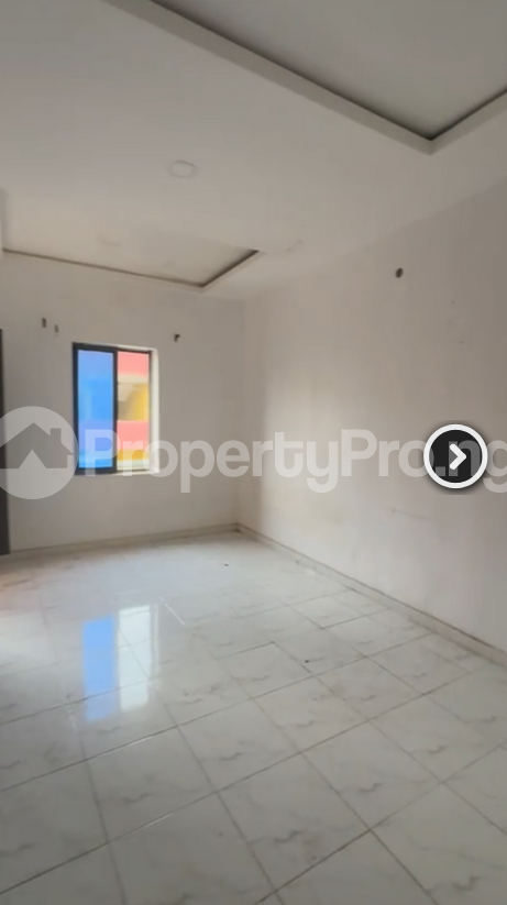 1 bedroom Flat / Apartment for rent Market Street Shomolu Lagos