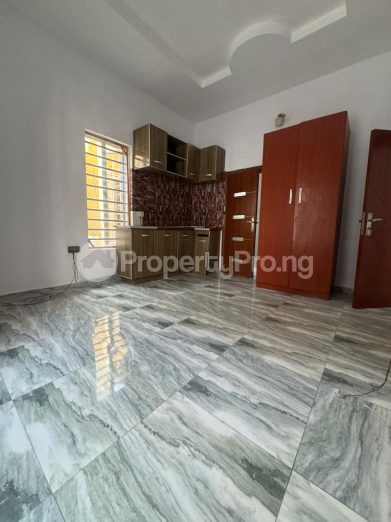 Flat / Apartment for rent Estate Chevron Lekki Lagos