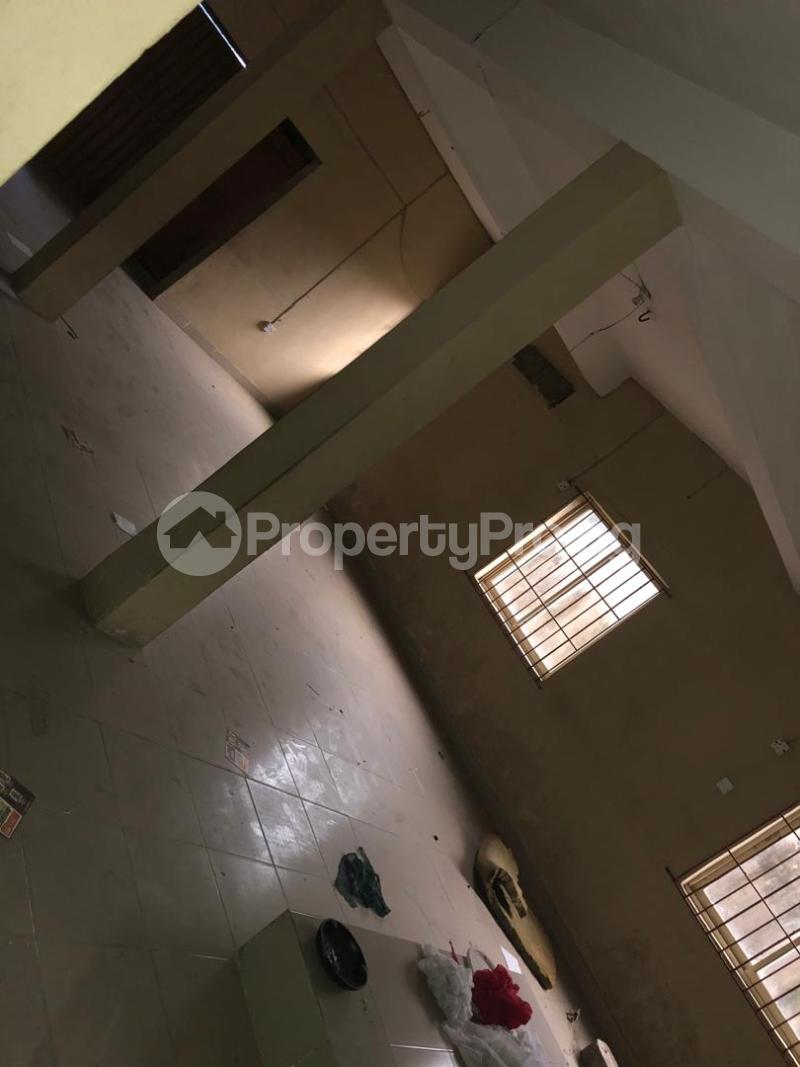 3 bedroom Commercial Property for rent Adjacent/not Far From Herbert Macaulay,unilag Akoka Yaba Lagos