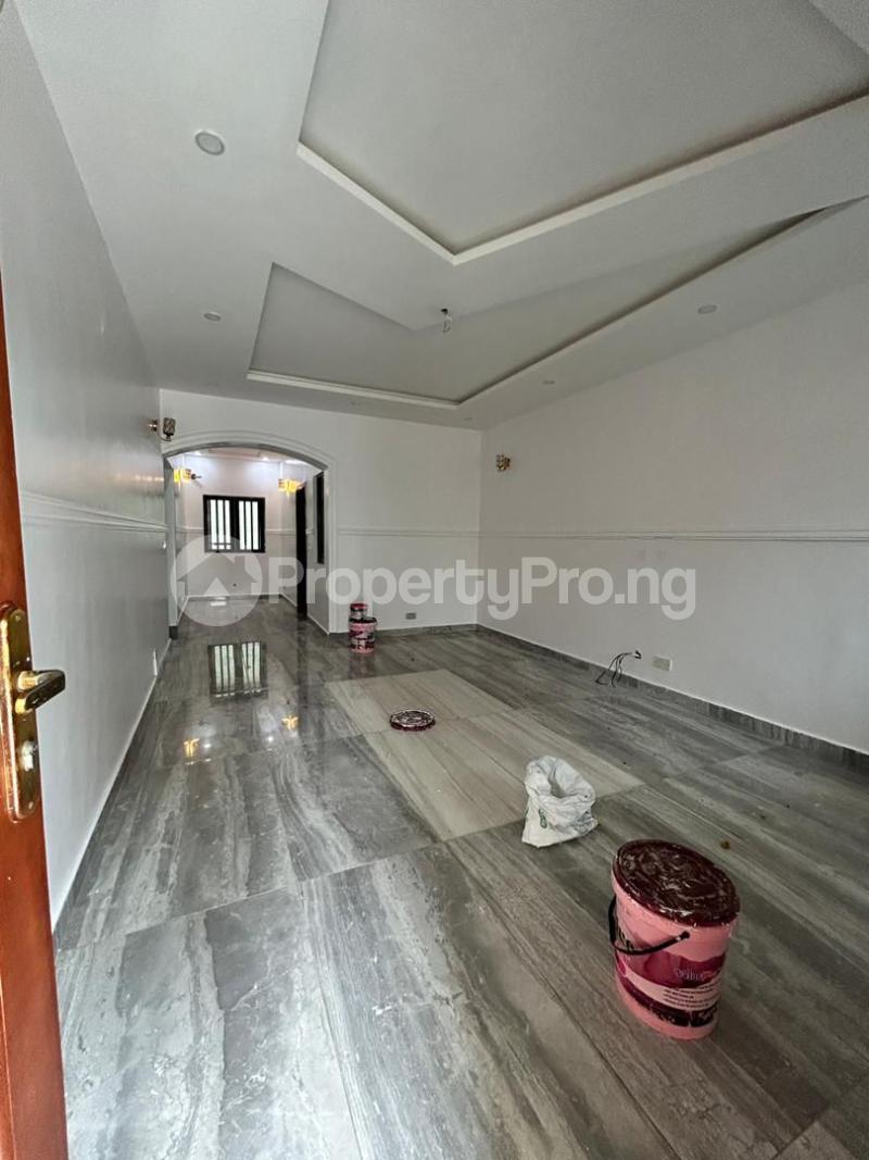 2 bedroom House for rent Ikate Lekki Lagos