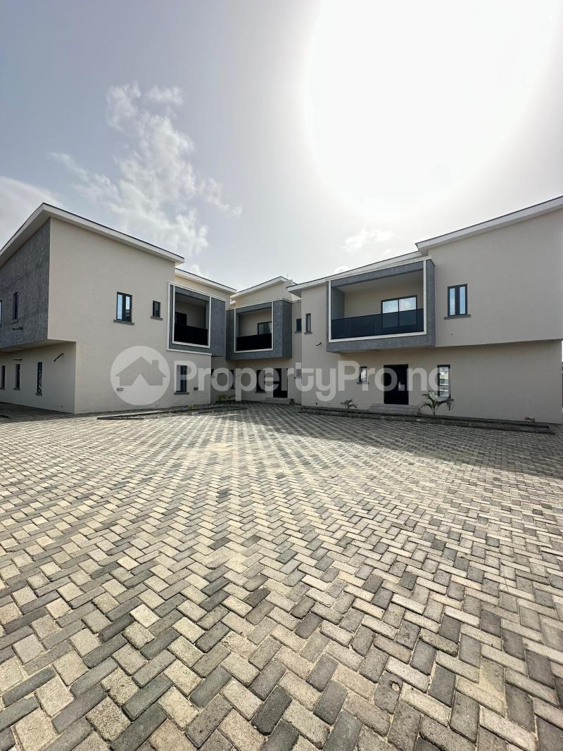 4 bedroom House for sale Abraham adesanya estate Ajah Lagos