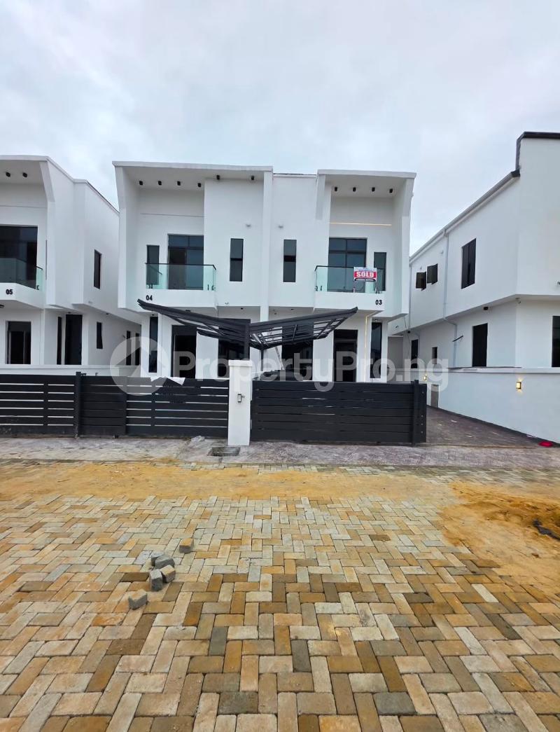4 bedroom House for sale orchid Lekki Lagos