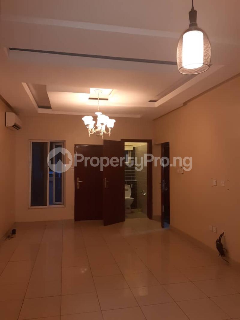 3 bedroom Flat / Apartment for rent ONIRU Victoria Island Lagos