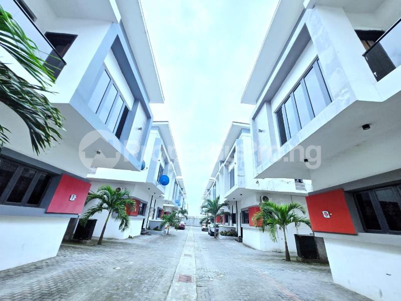 4 bedroom House for rent Ikota Lekki Lagos