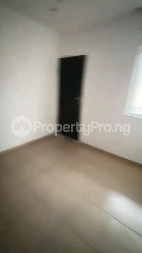 Flat / Apartment for rent Fola Agoro Yaba Lagos