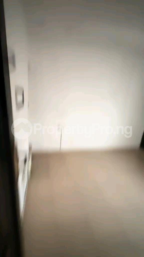 Flat / Apartment for rent Off Fola Agoro Shomolu Shomolu Lagos