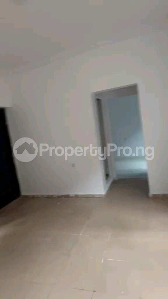 1 bedroom Flat / Apartment for rent Off Market Street Shomolu Lagos Shomolu Lagos