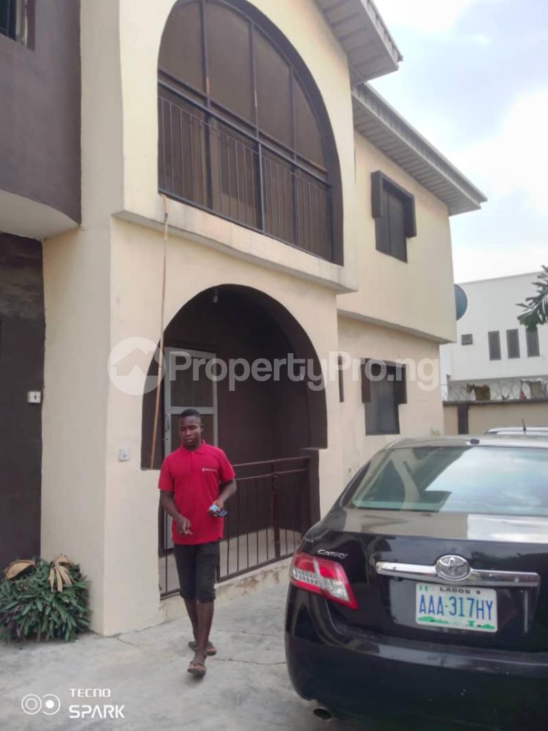 3 bedroom Flat / Apartment for rent Oyadiran Estate, Sabo Yaba Lagos