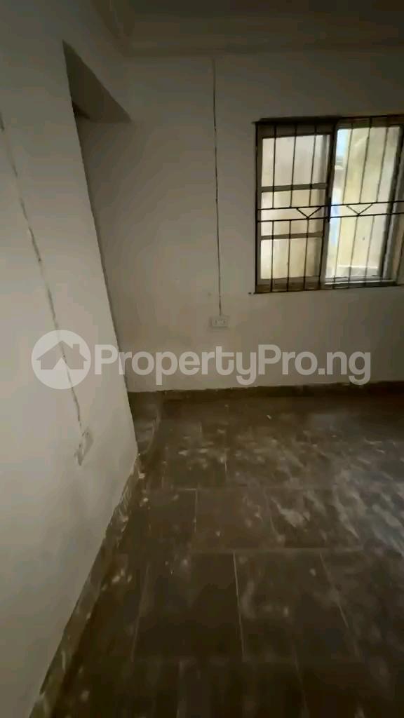 1 bedroom Flat / Apartment for rent Abule-Oja Yaba Lagos