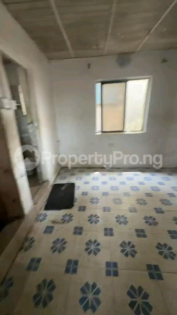 1 bedroom Flat / Apartment for rent Laula Street Akoka Yaba Lagos