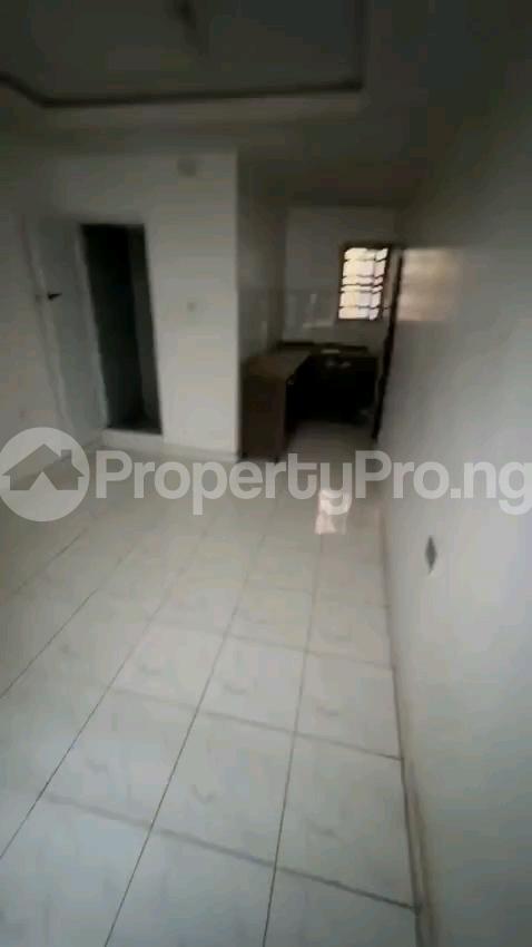 Flat / Apartment for rent Fadeyi Shomolu Lagos