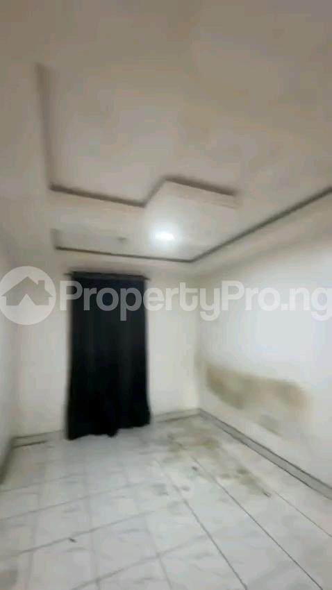 Flat / Apartment for rent Onipanu Shomolu Lagos
