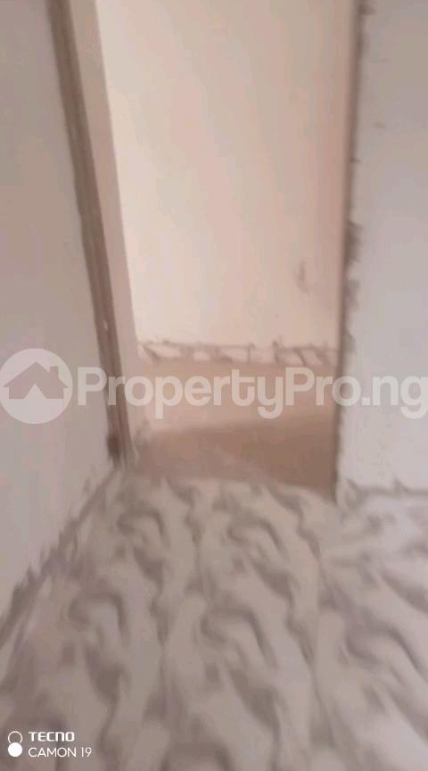 1 bedroom Flat / Apartment for rent Off Abudu Str Abule-Oja Yaba Lagos