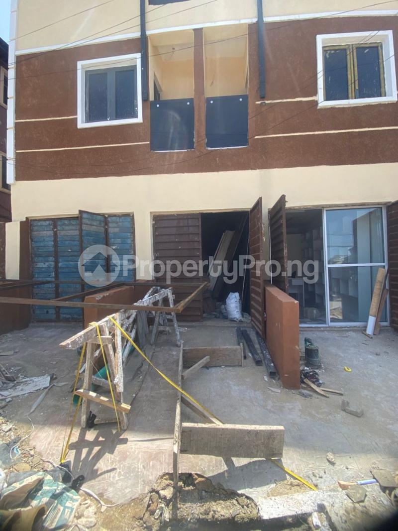 1 bedroom Commercial Property for rent Fadeyi Jibowu Yaba Lagos