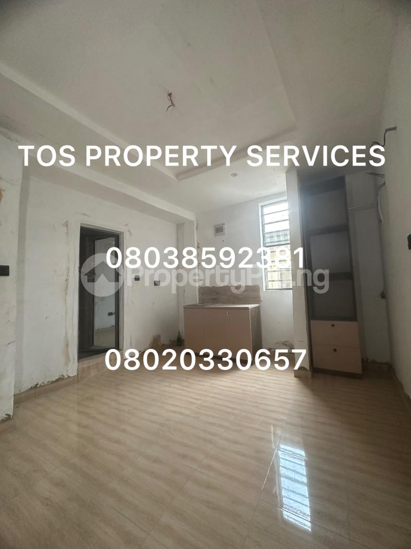 Flat / Apartment for rent Yaba Yaba Lagos
