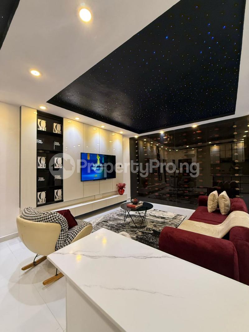 1 bedroom Flat / Apartment for shortlet chevron Lekki Lagos