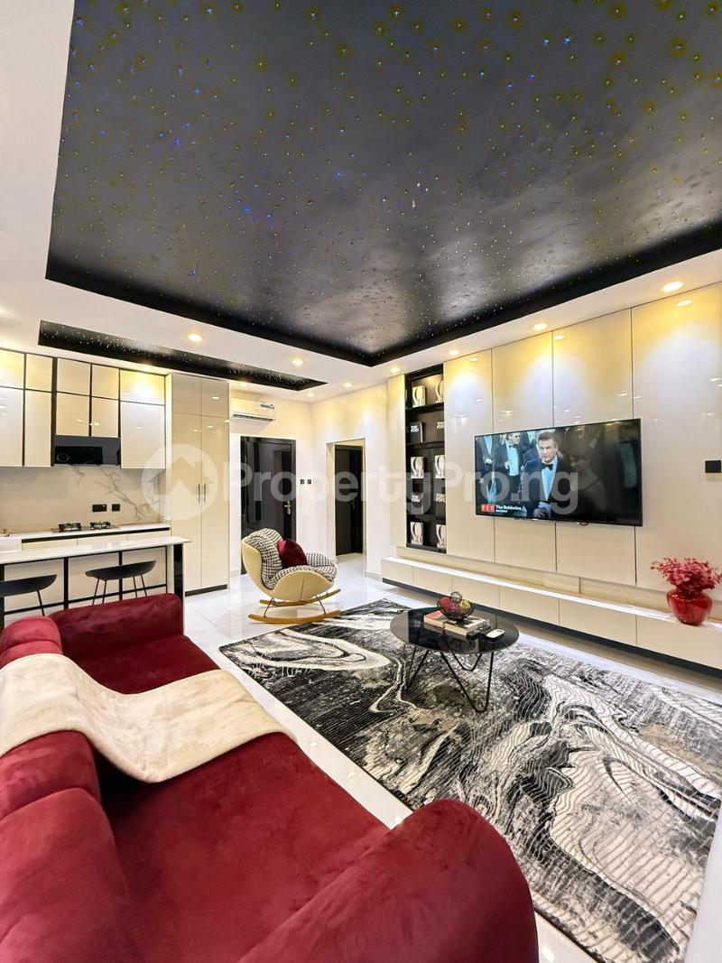 1 bedroom Flat / Apartment for shortlet chevron Lekki Lagos