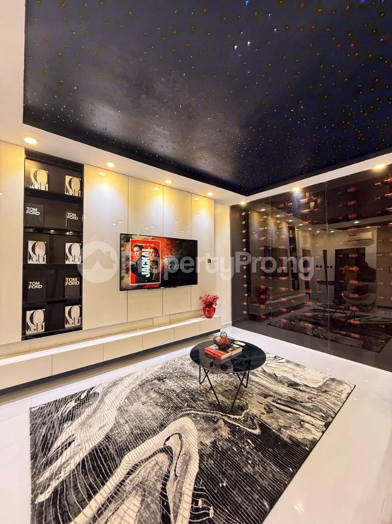 1 bedroom Flat / Apartment for shortlet chevron Lekki Lagos