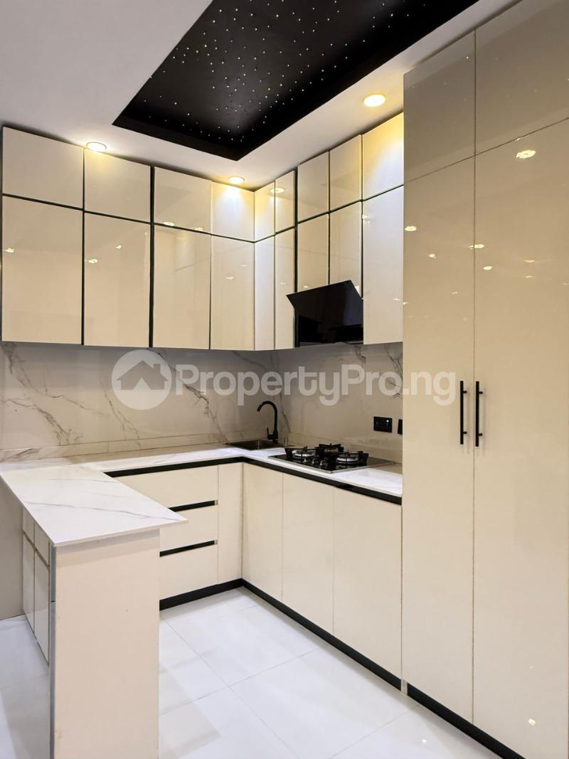 1 bedroom Flat / Apartment for shortlet chevron Lekki Lagos