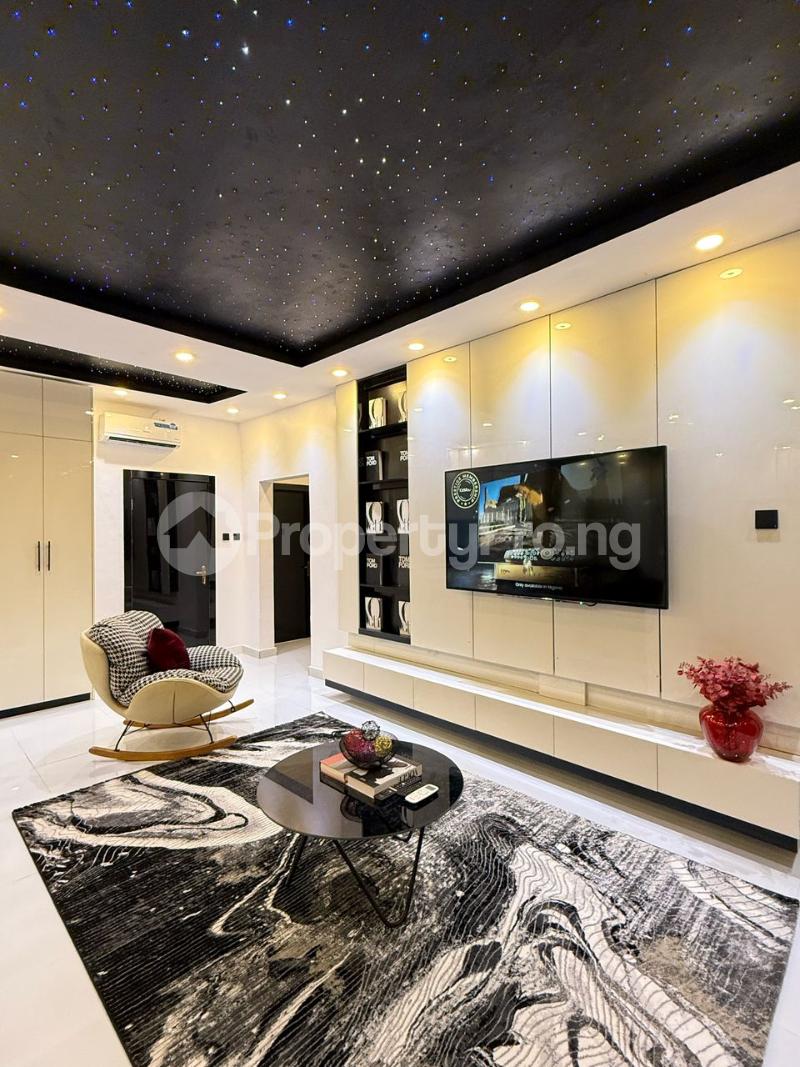 1 bedroom Flat / Apartment for shortlet chevron Lekki Lagos