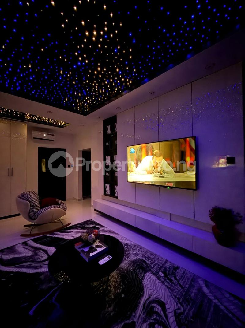 1 bedroom Flat / Apartment for shortlet chevron Lekki Lagos