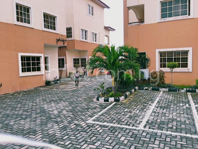 3 bedroom Flat / Apartment for sale Akanni Ajiran Street Agungi Lekki Lagos