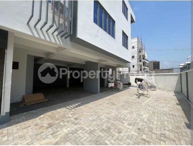 3 bedroom Flat / Apartment for sale Lekki Phase 1 Lekki Lagos