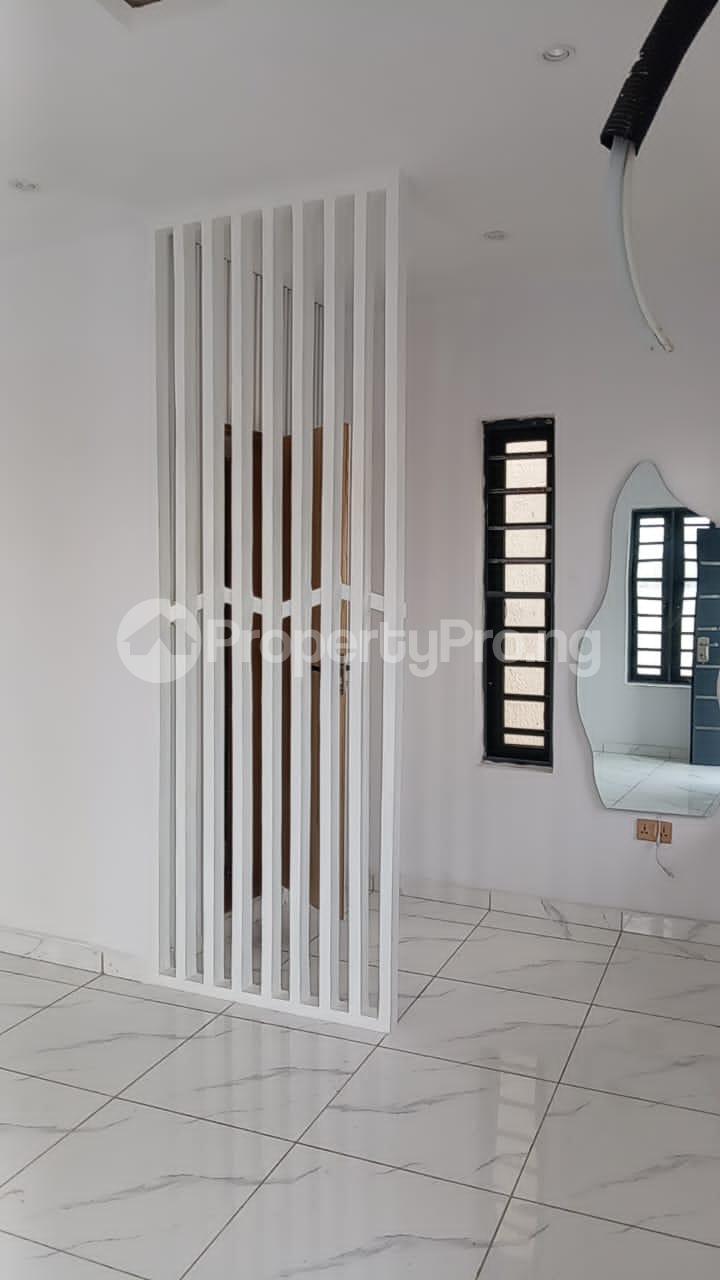3 bedroom House for sale Extension Omole phase 2 Ojodu Lagos