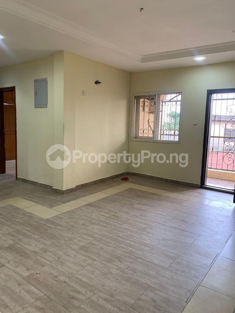 3 bedroom House for rent Cmd Road Kosofe/Ikosi Lagos