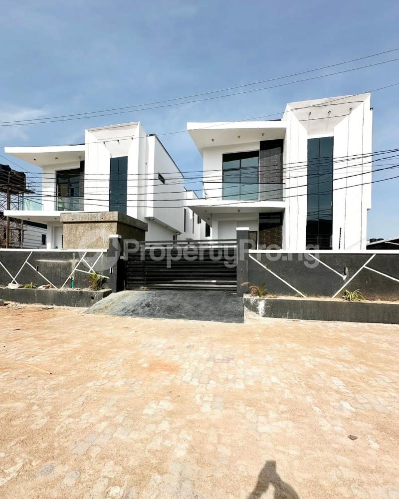 4 bedroom House for sale Ikota Lekki Lagos