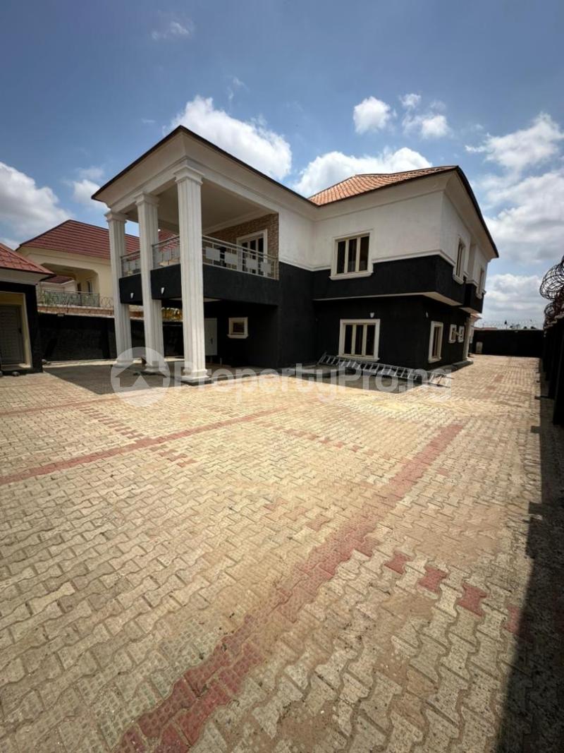 4 bedroom House for sale Lokogoma Abuja