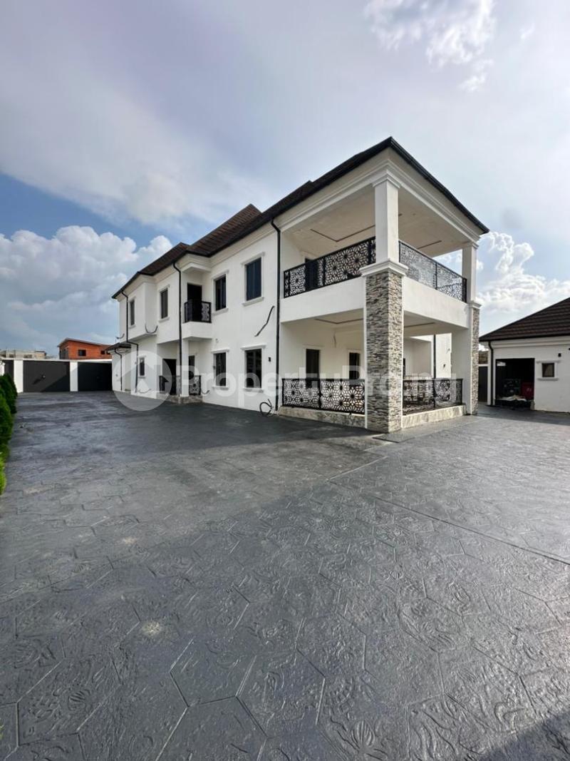 4 bedroom House for sale Lugbe Abuja