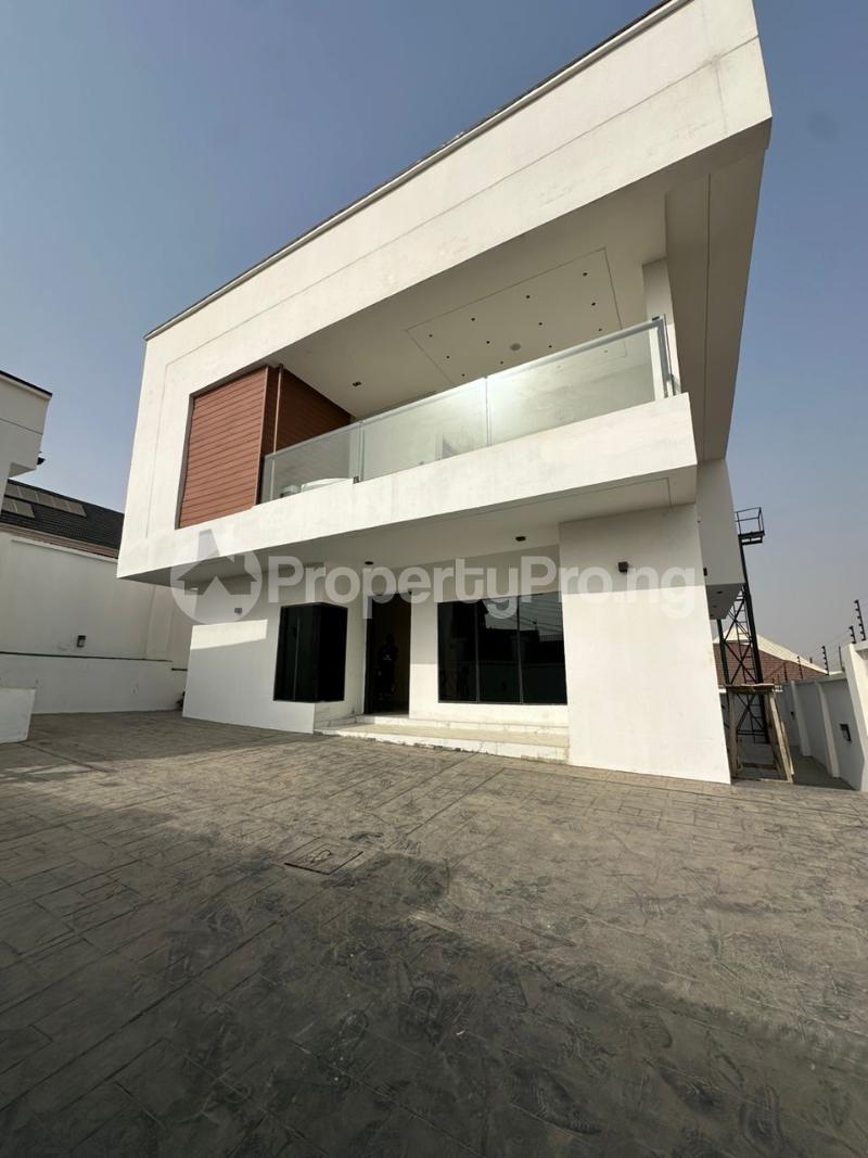 4 bedroom House for sale Gwarinpa Abuja