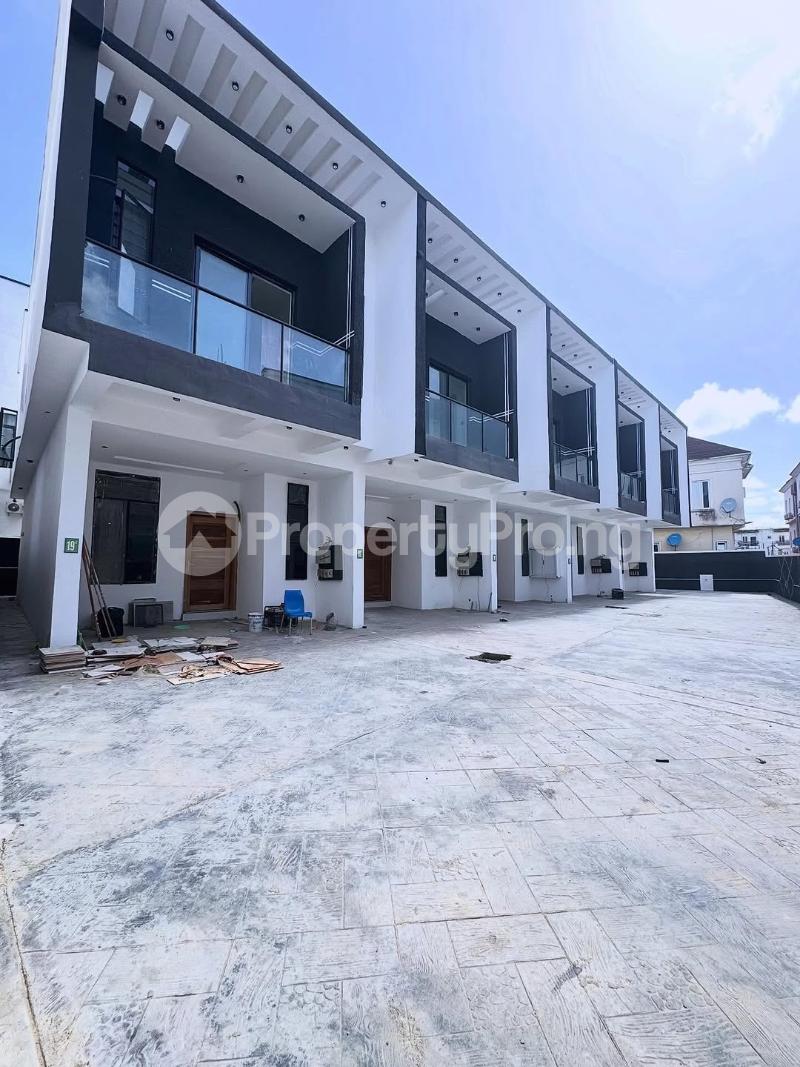4 bedroom House for sale Chevron Lekki Lagos
