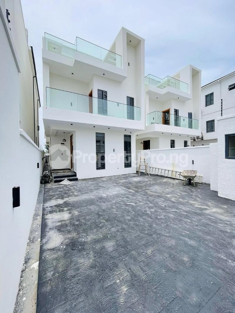 4 bedroom House for sale Ikota Lekki Lagos