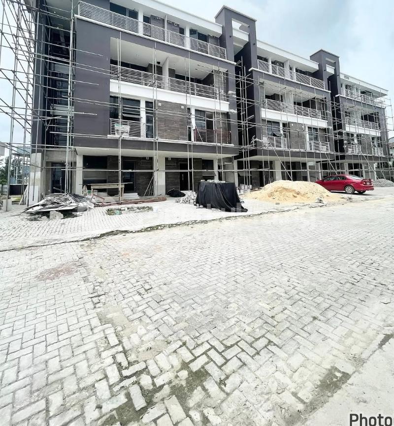 4 bedroom House for rent Osapa london Lekki Lagos