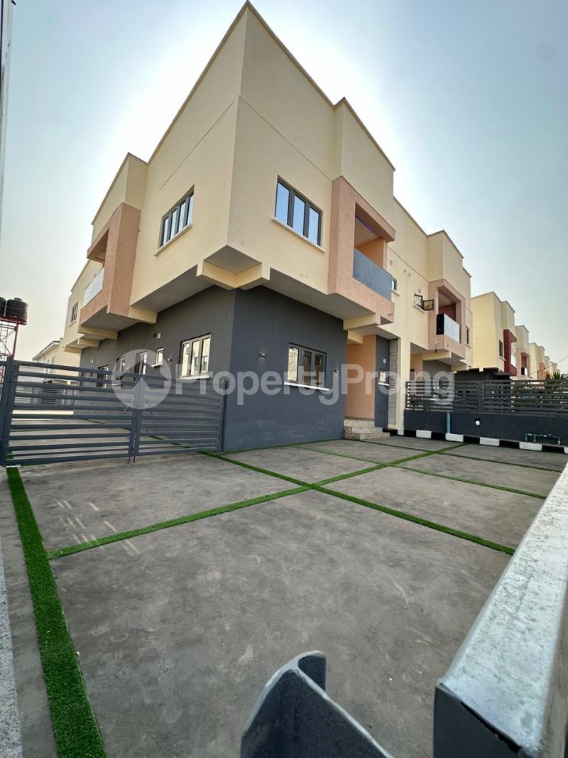4 bedroom House for sale Life Camp Abuja