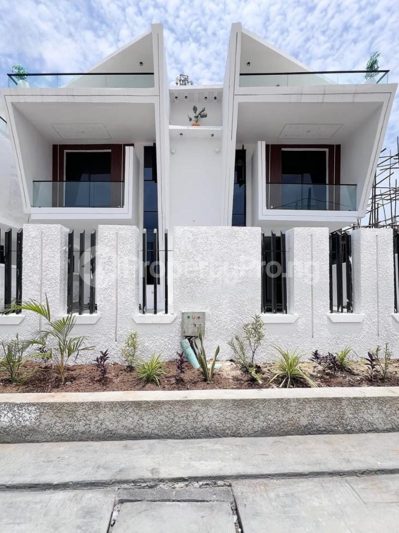 4 bedroom House for sale Ikota Lekki Lagos
