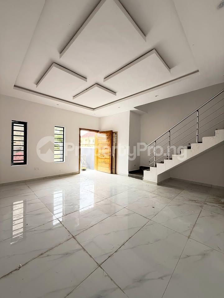 4 bedroom House for sale Orchid Lekki Lagos