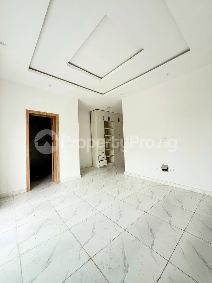 4 bedroom House for sale Orchid Lekki Lagos