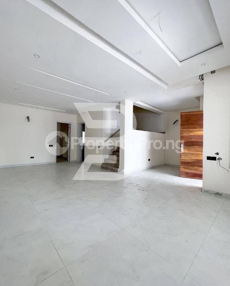 4 bedroom House for sale Jakande Ikate Lekki Lagos