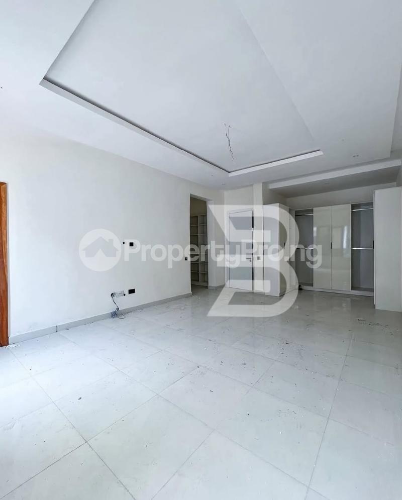 4 bedroom House for sale Jakande Ikate Lekki Lagos