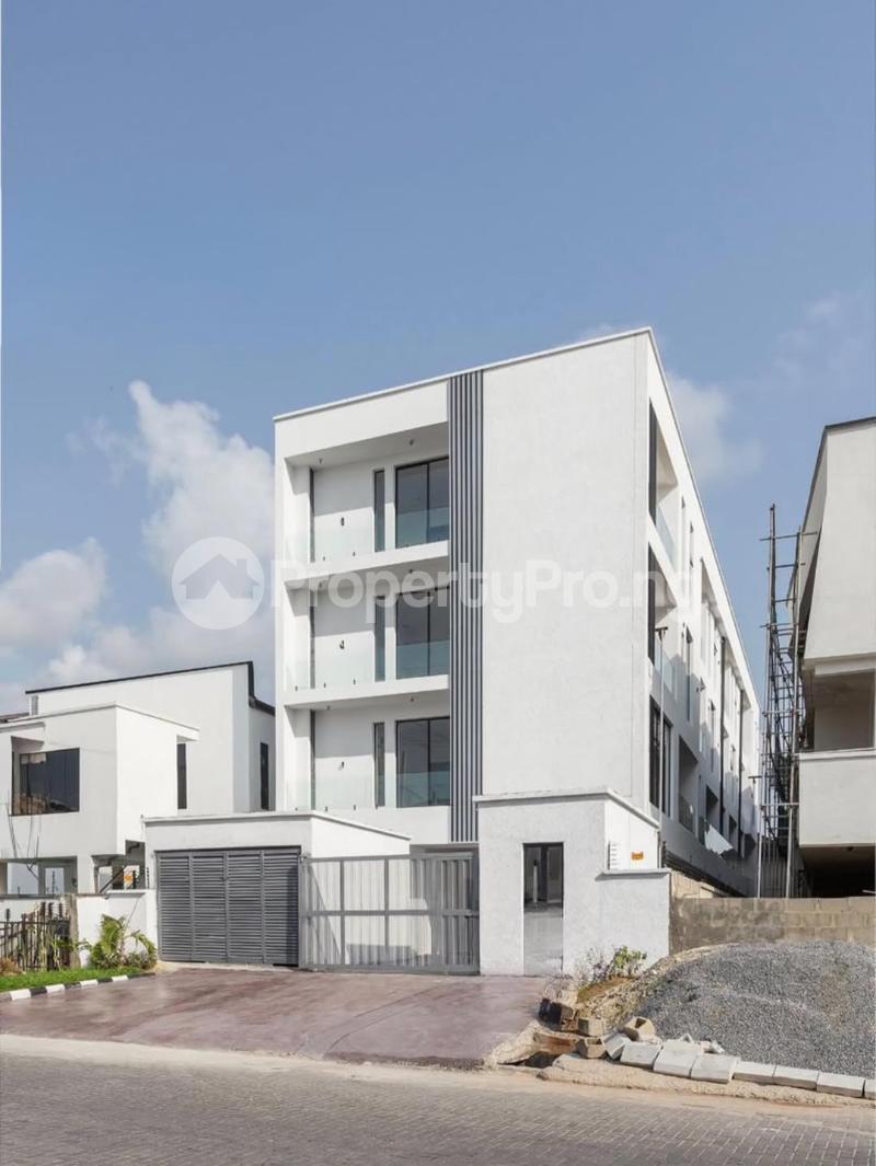 4 bedroom House for sale Chevron Lekki Lagos