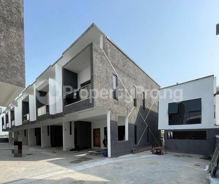 4 bedroom House for rent Ikota Lekki Lagos