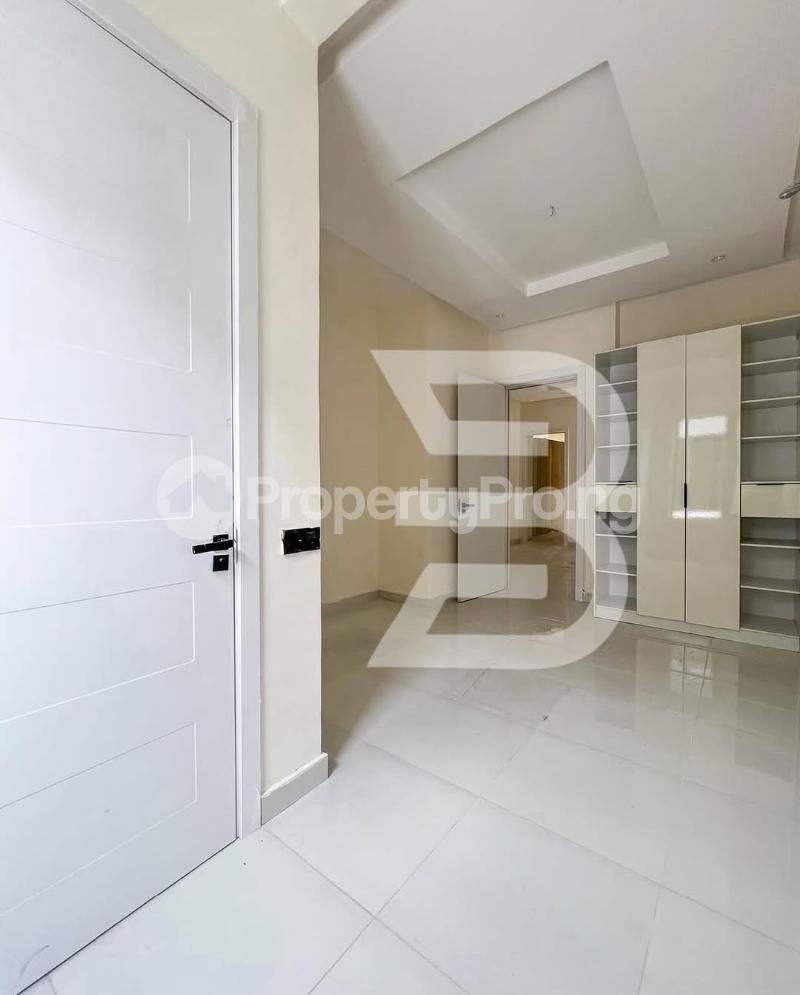 4 bedroom House for sale Jakande Ikate Lekki Lagos