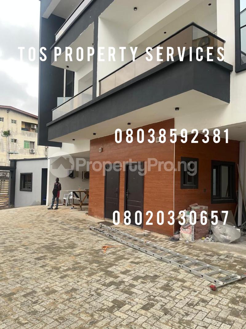 4 bedroom House for sale In An Estate @ Opebi/allen, Ikeja, Lagos. Opebi Ikeja Lagos