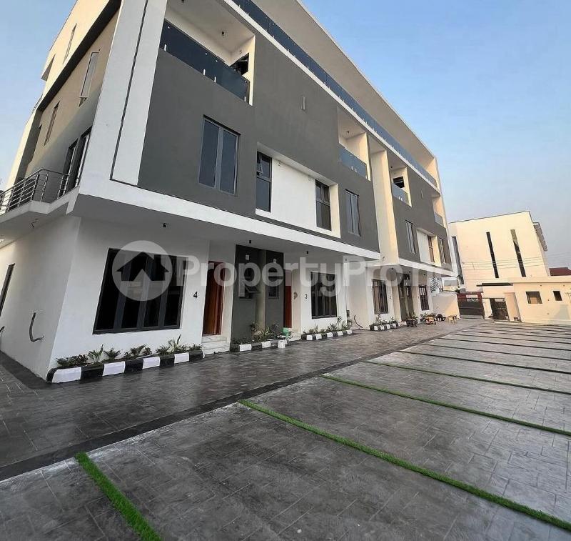 4 bedroom House for rent Ologolo Lekki Lagos