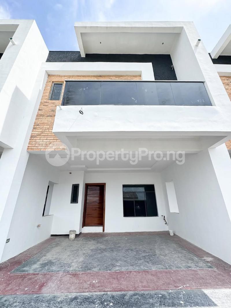 4 bedroom House for sale Ologolo Lekki Lagos
