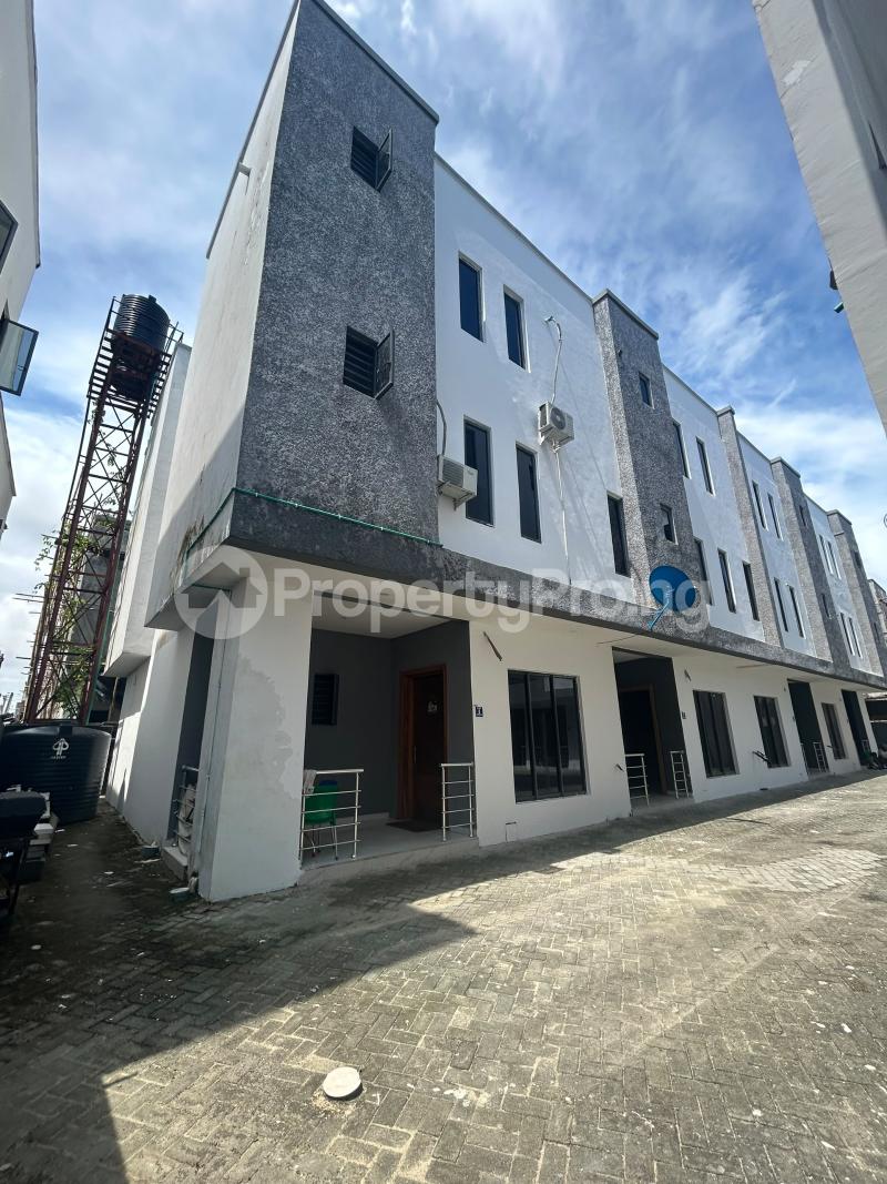 4 bedroom House for sale Ikota Lekki Lagos